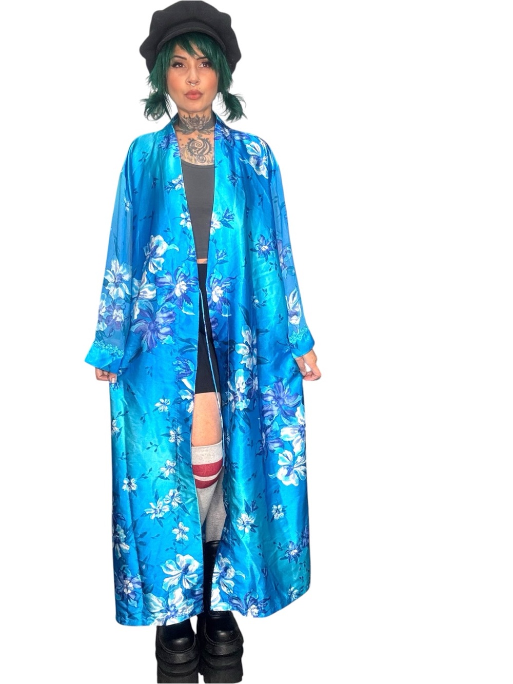 Delicates Satin kimono